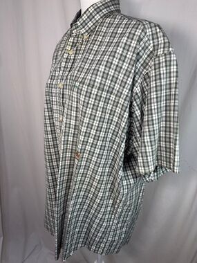 Tommy Hilfiger White & Green Casual Button-Down Short Sleeve Shirt